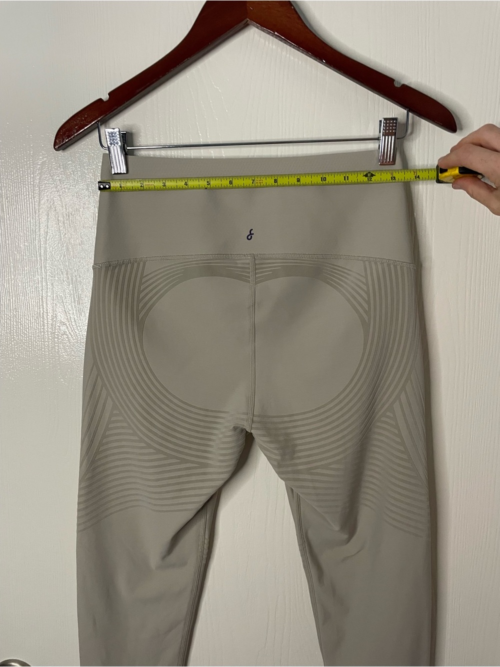 Fanka Body Sculpt High Rise Leggings Taupe Size Small Yoga Workout - Picture 5 of 9